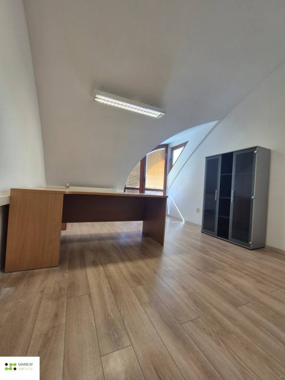 Na prenájom kancelárske priestory v budove EURODOM Košice - 9