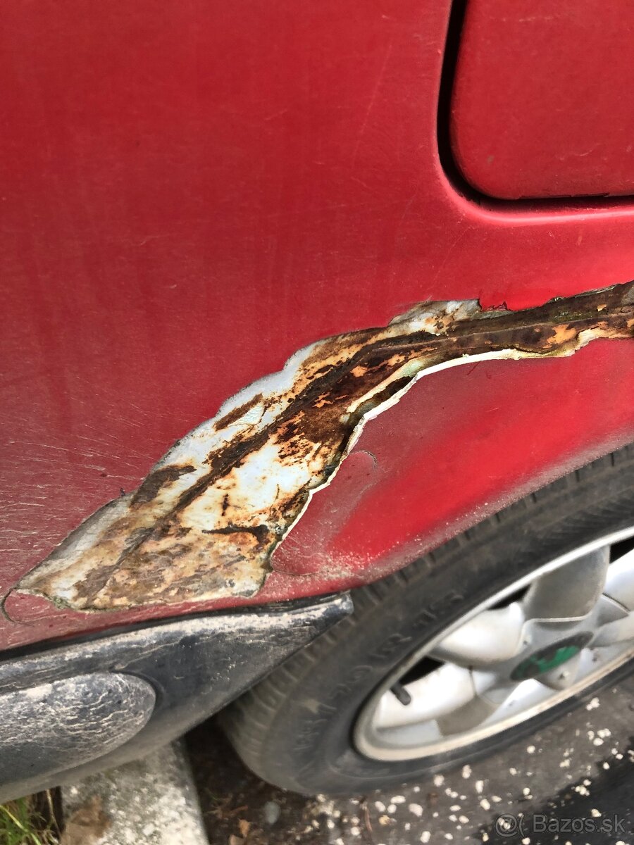 Predám Škodu Felicia Pickup 1.3 mpi - 9