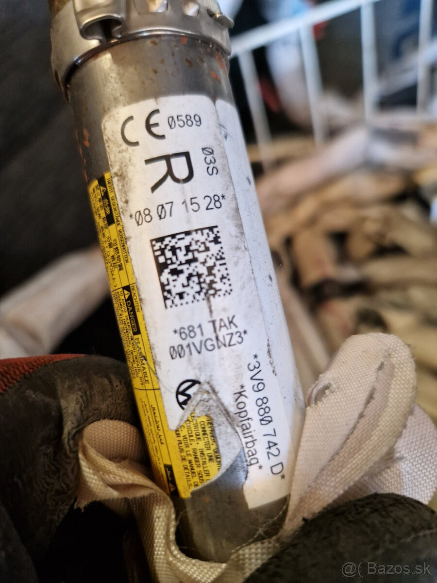 Diely interiéru Škoda Superb 2 - 9