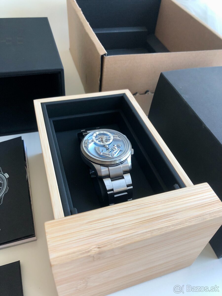 Unikát - Christopher Ward - Bel Canto - 9