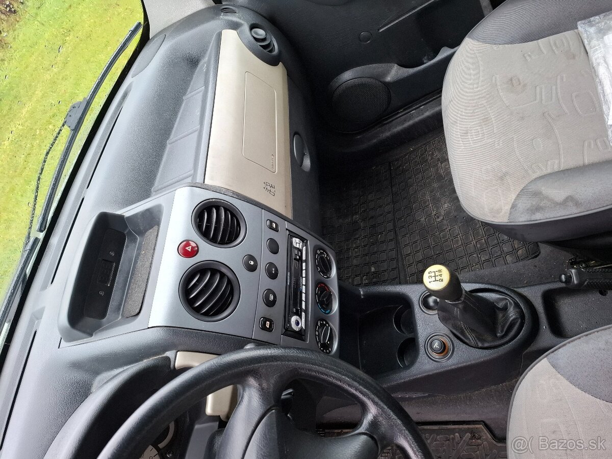 Peugeot Partner 1.6 HDI 66kw Klima Alu Model 2007 - 9