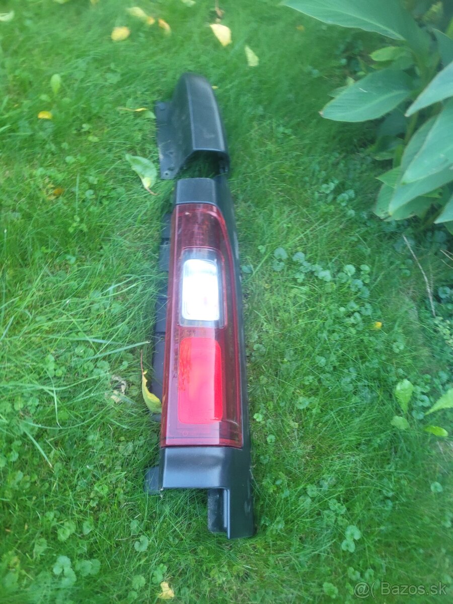 Predám zadný nárazník na Trafic, Vivaro, Talento - 9