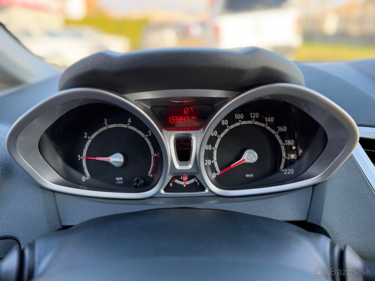 Ford Fiesta 1.25 Duratec 16V Spirit X - 9