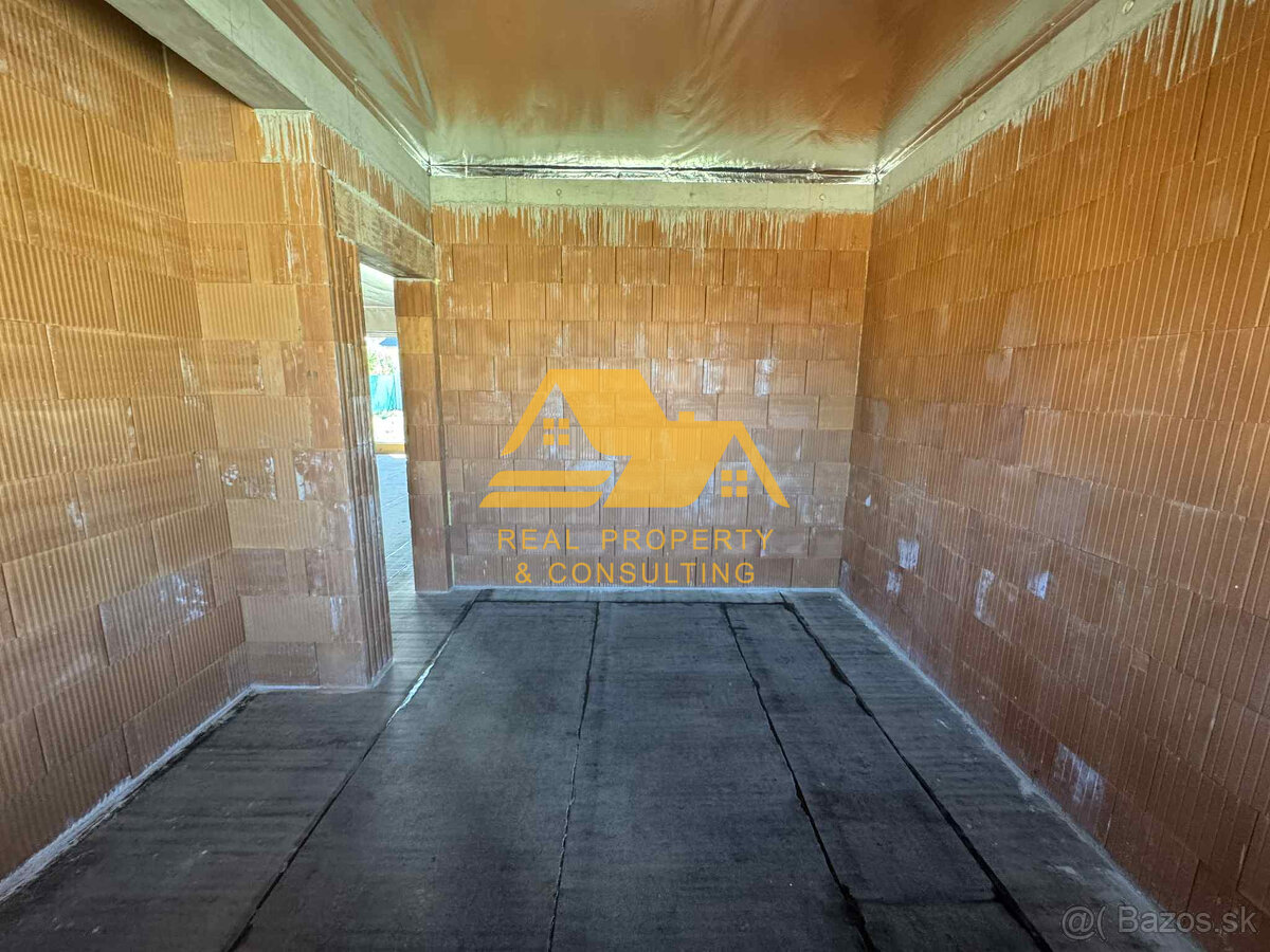 Znížená cena Predám novostavbu rodinného domu v Šuranoch - 9