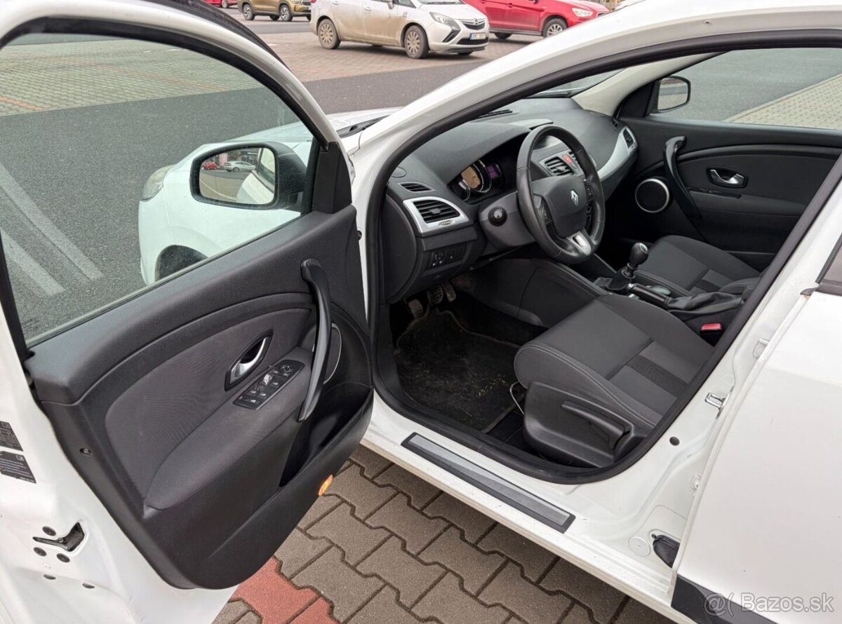 Renault Megane 1.5 DCi naj. 131t - 9