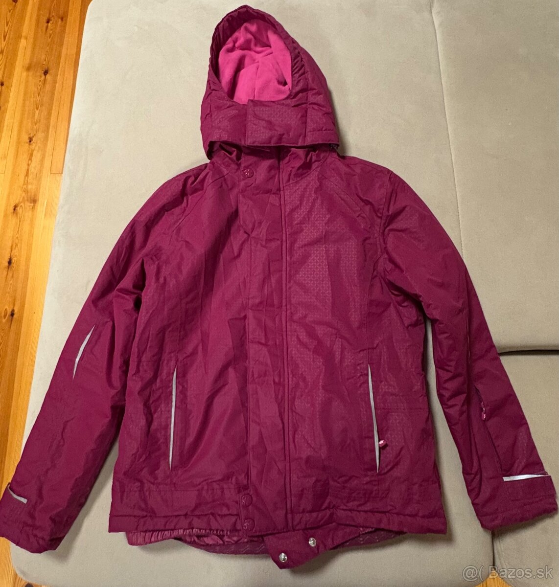 krásne dievčenské bundy a rifle - 9