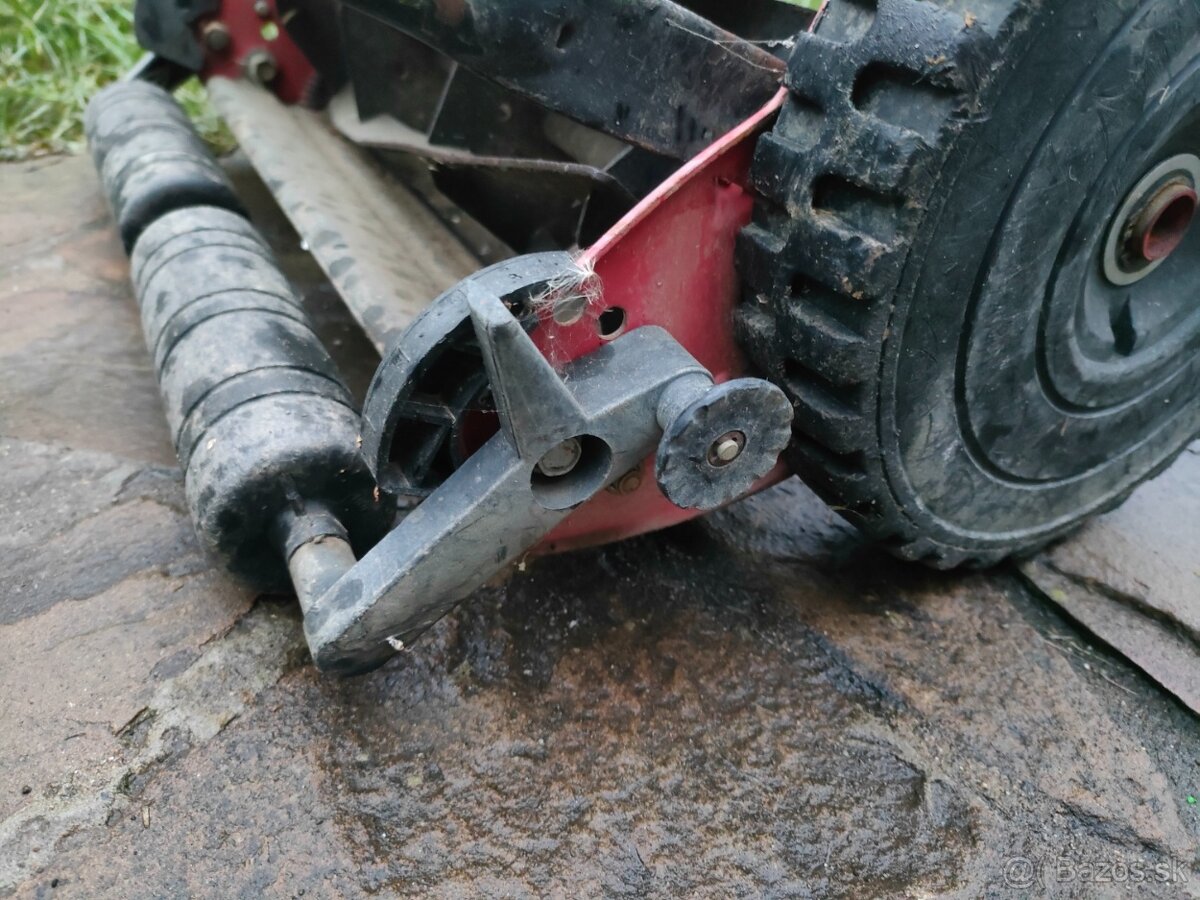 Ručná vretenová kosačka WOLF Garten - 9