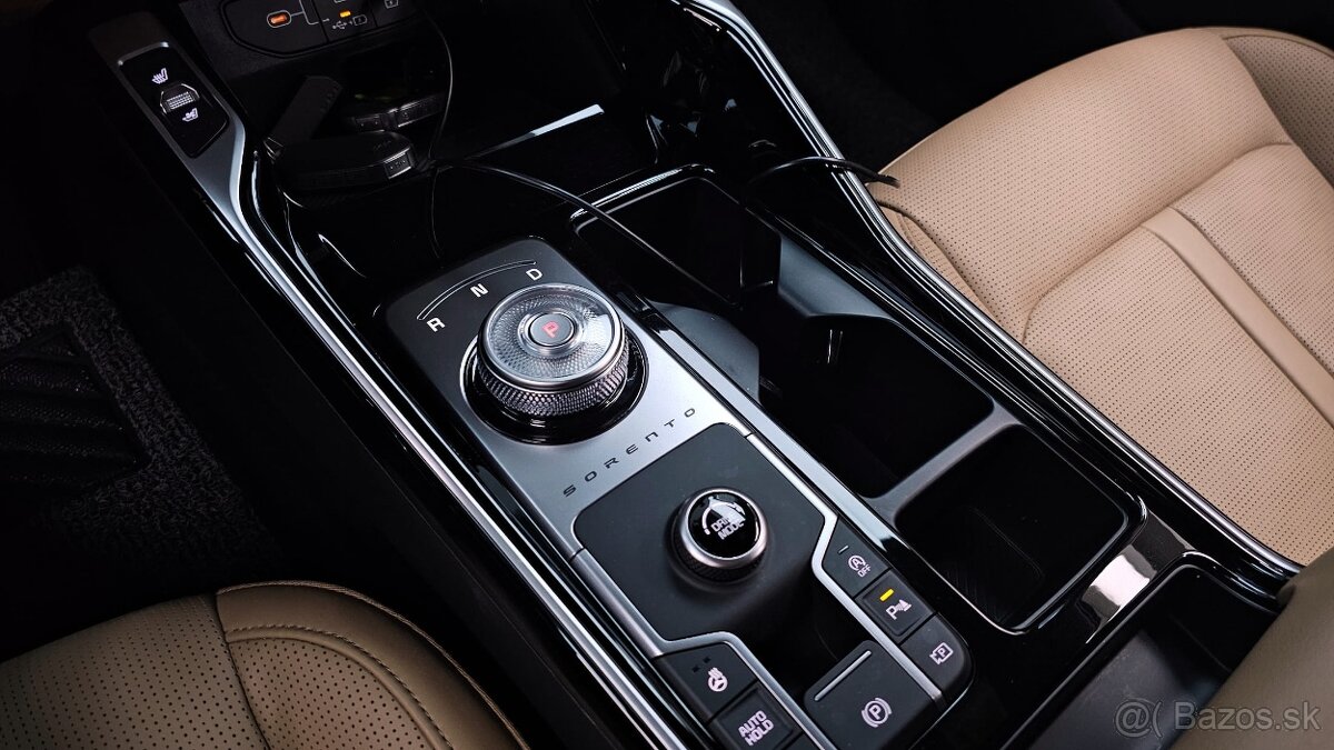 2025 KIA SORENTO 2.2CRDi FWD - 9