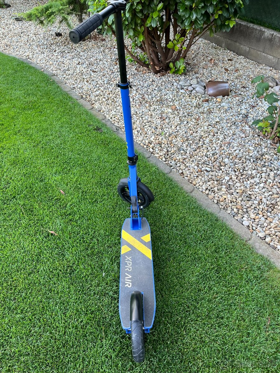 Kolobežka Street Surfing - 9