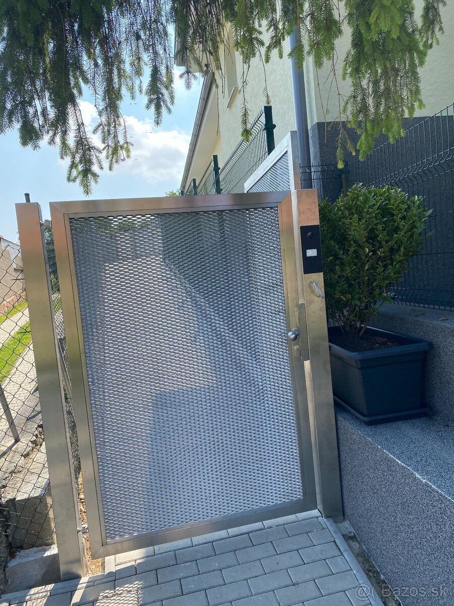 Brány, Bránky, Ploty, Zábradlia, Pristrešky, - 9