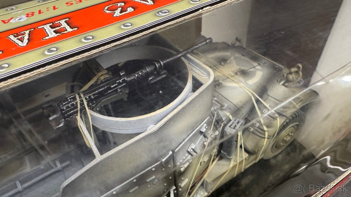 M3A3 Halftrack 1:18 - 9