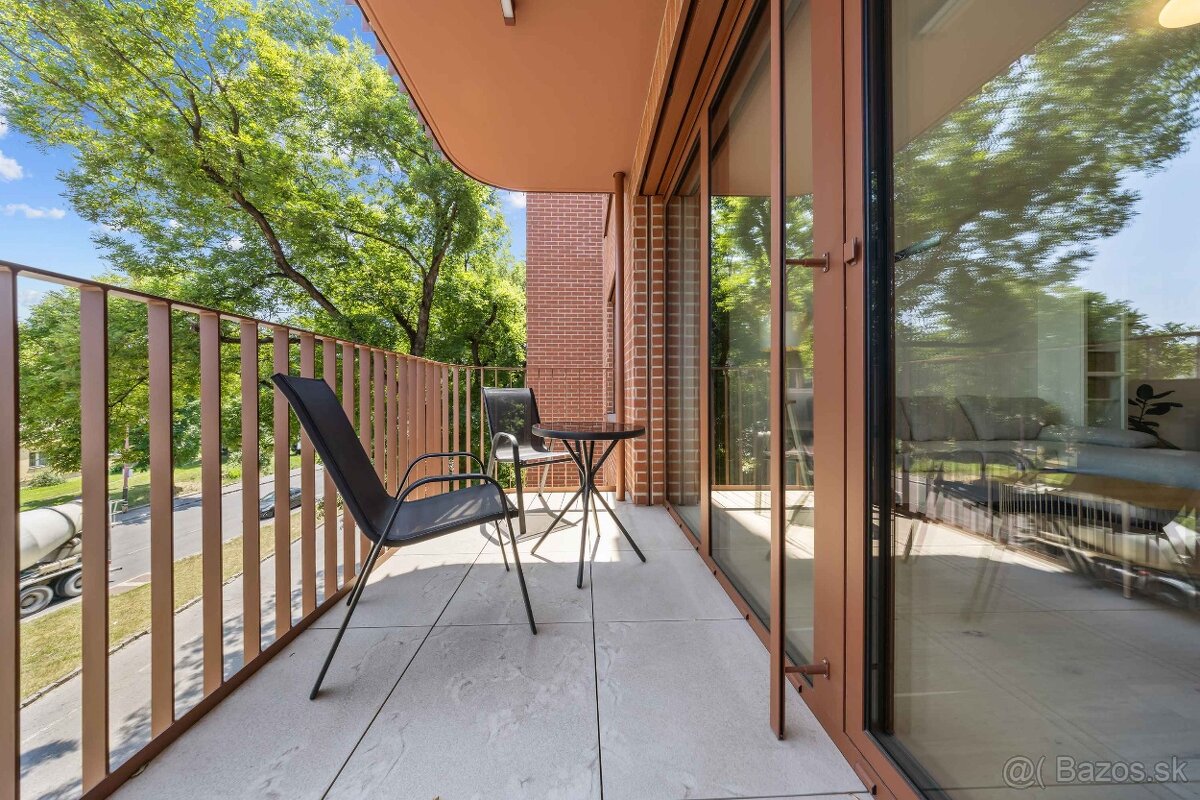 Prenajmeme moderný 2-izbový byt v projekte ZWIRN. - 9