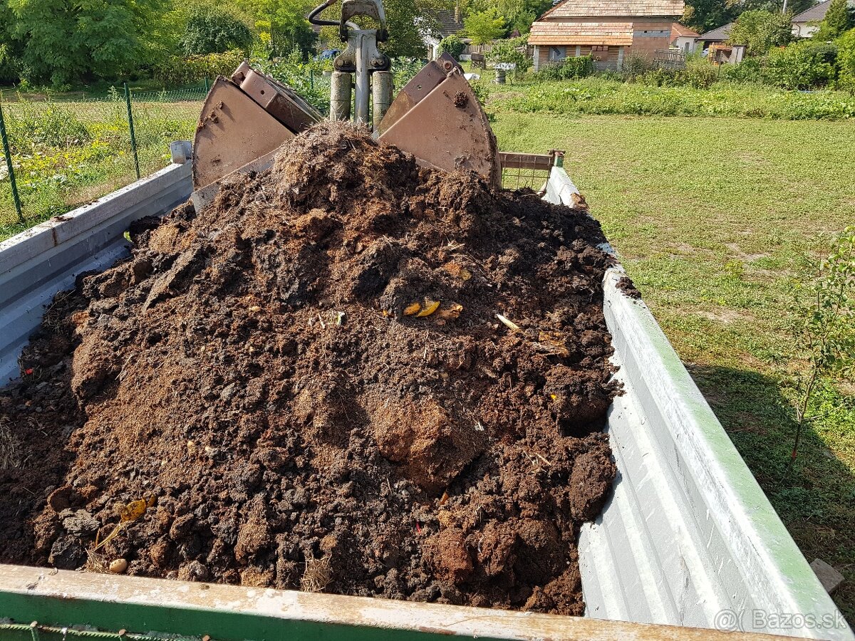 Predám nakladač - 9