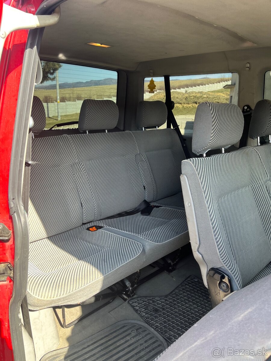 Volkswagen Caravelle T4 - 9