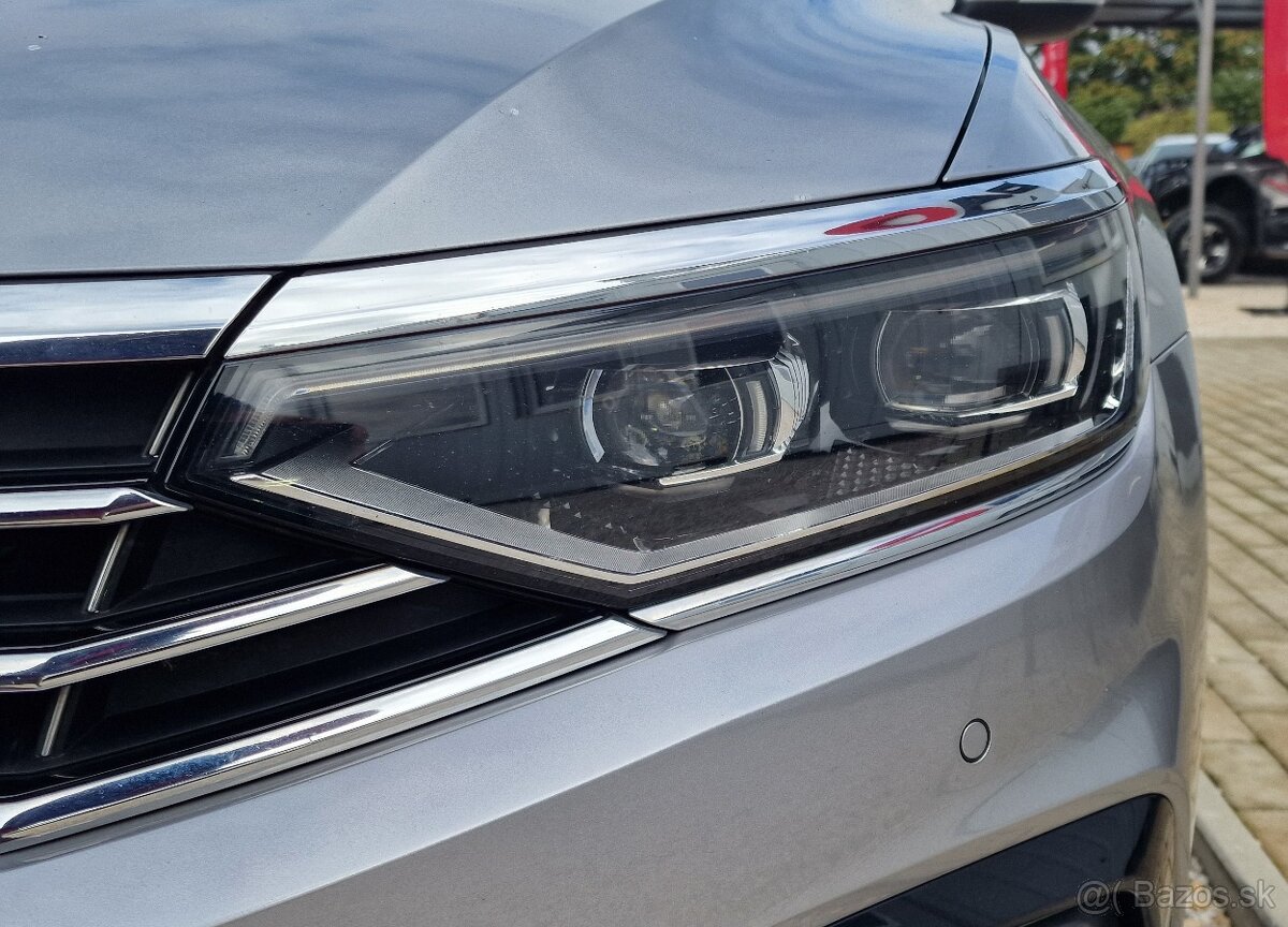 VOLKSWAGEN PASSAT VARIANT 2.0 TDI R-LINE DSG - 9