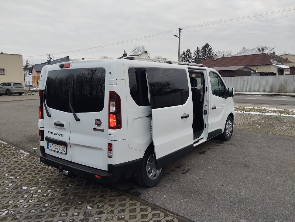9-miestny minibus prenájom - 9