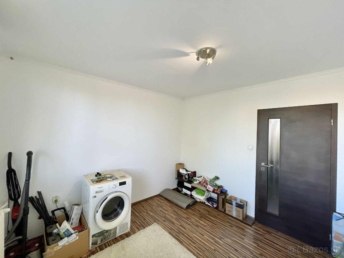 Na predaj byt 3+1 s komorou a dvomi balkónmi v meste Skalica - 9