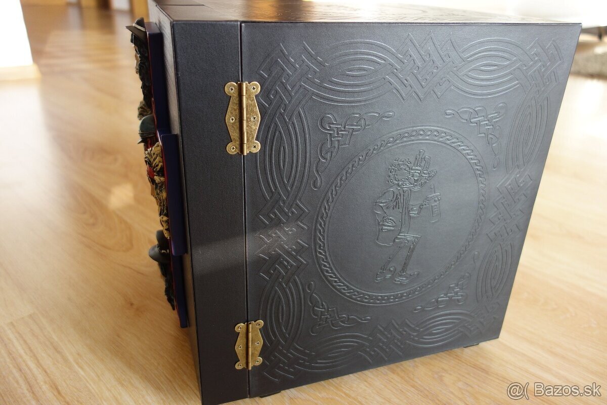 Guns n Roses Merch BOX - 9