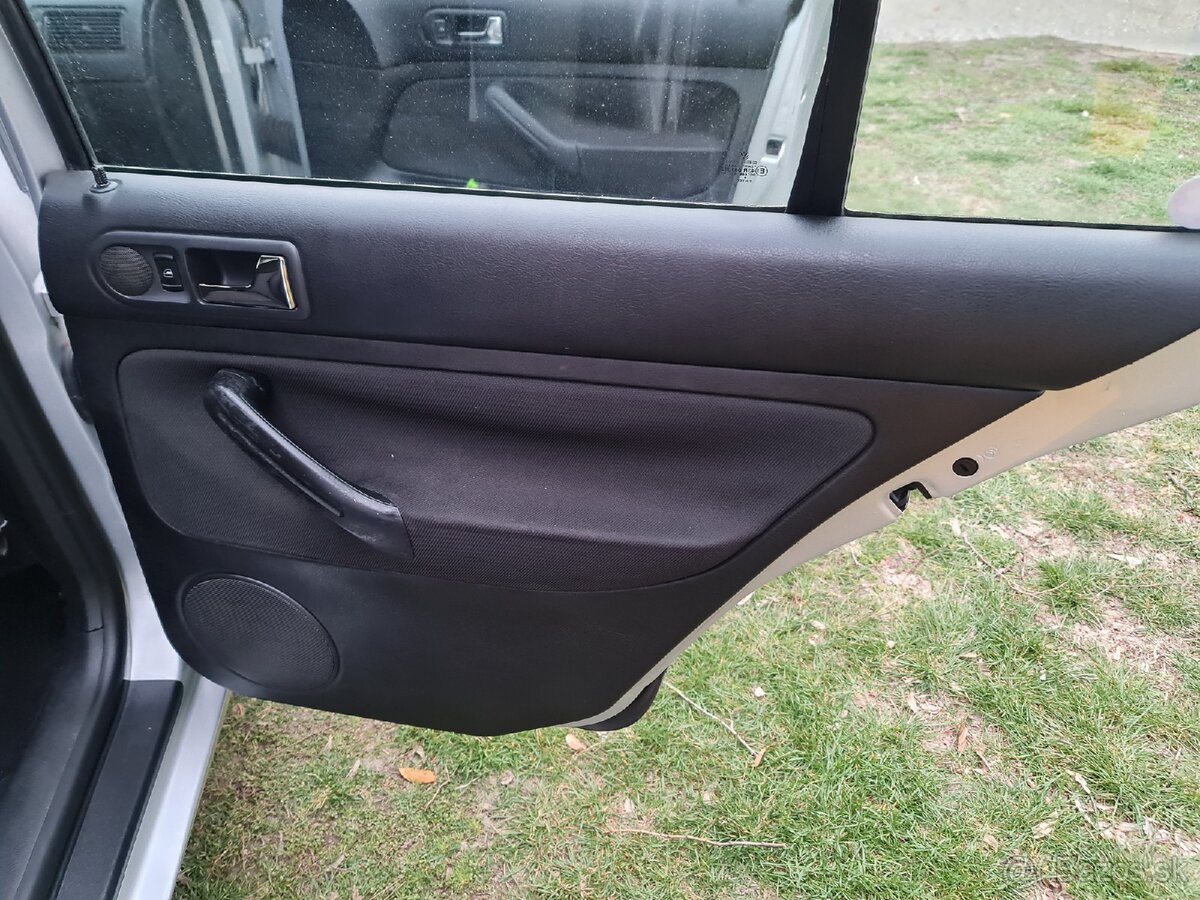 Predam VW GOLF 4 - 9