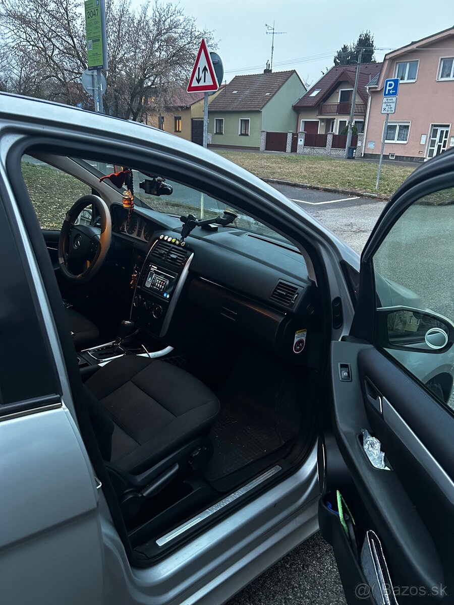 Mercedes Benz 180,automat,disel - 9