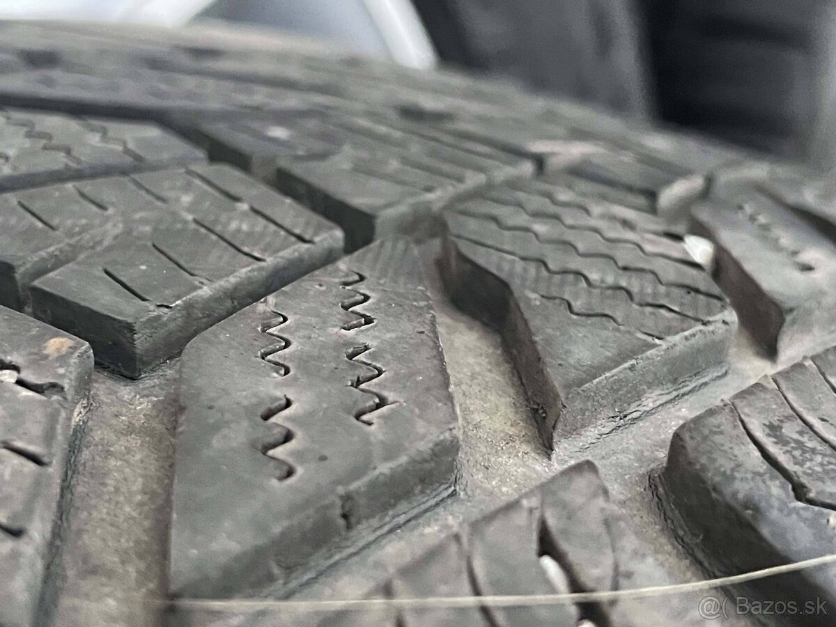 VEGA CRATER orig.skoda Superb3V 5x112 8j x19 ET 45 VW - 9