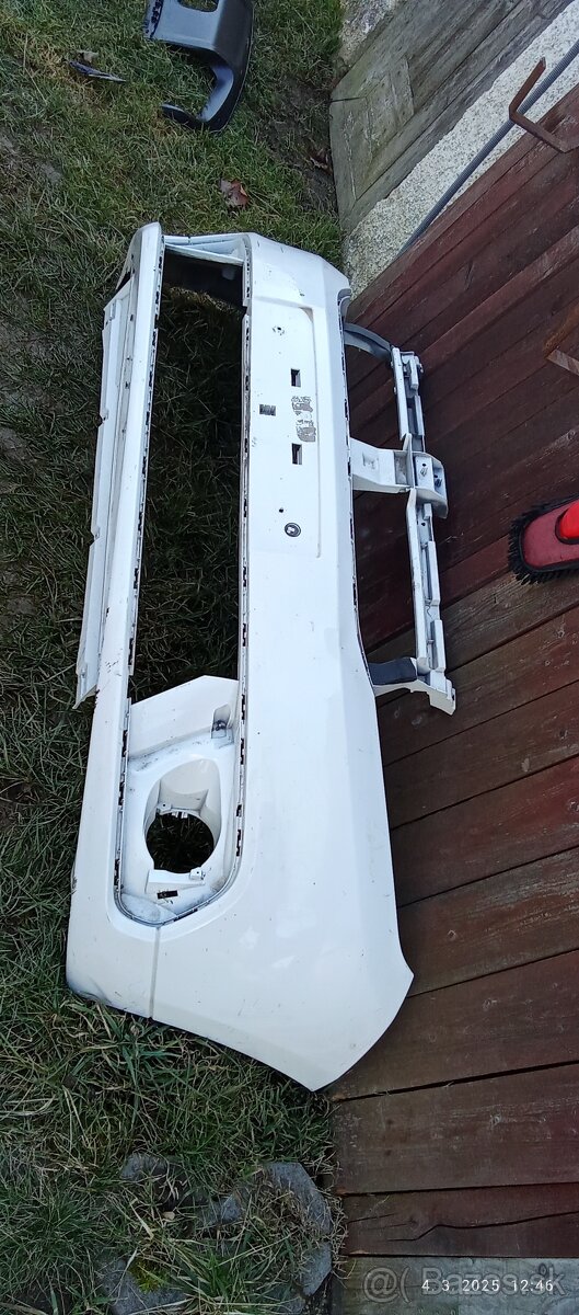 Nárazníky predné zadné, originál dieli za babku - 9