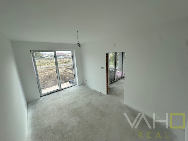 Predaj moderného rodinného domu v obci Červeník - 9