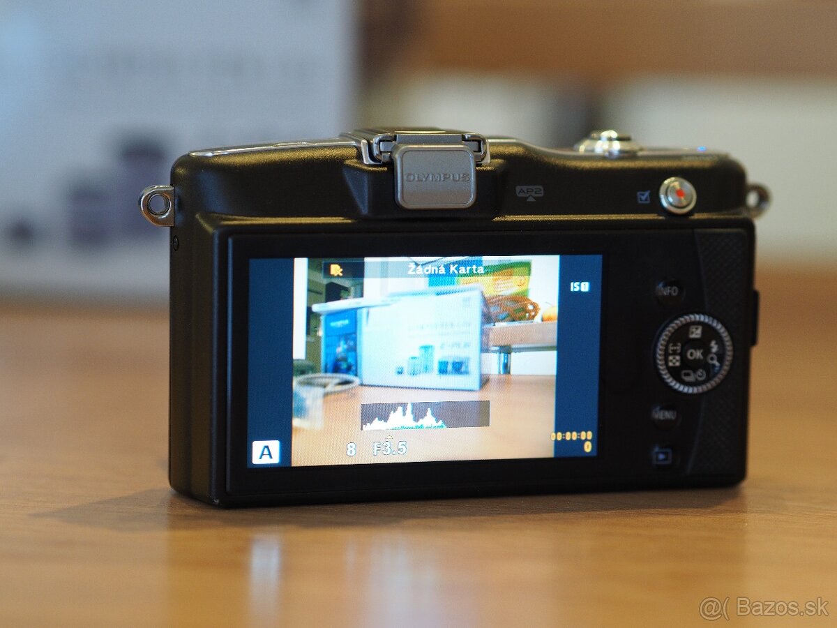 Olympus PEN E-PM1 telo - 9