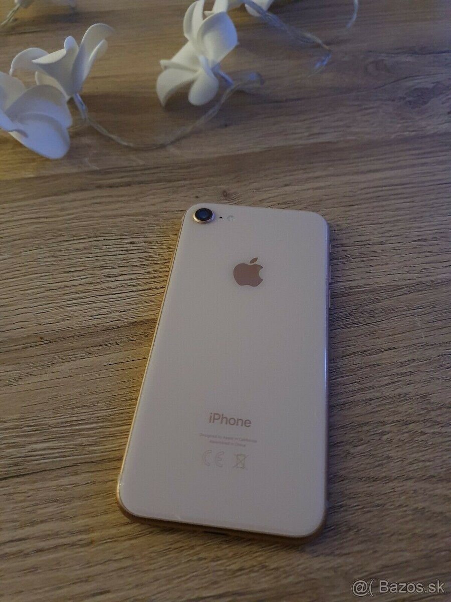 iPhone 8 GOLD - 256GB - 9