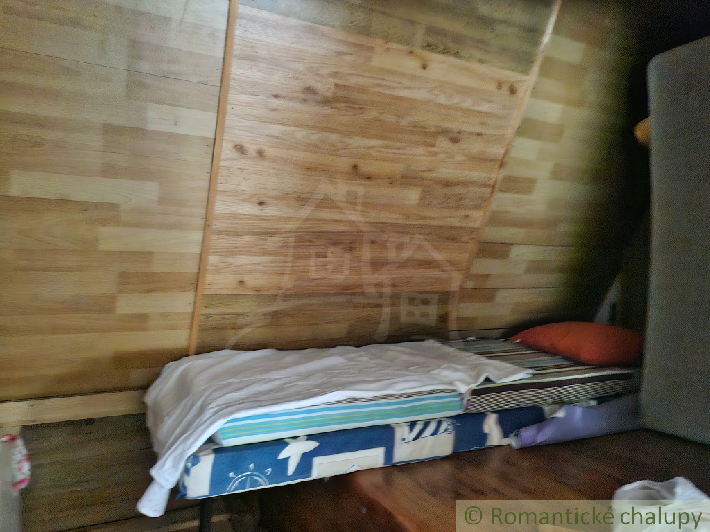 Záhrada s chatkou na Strážnom vrchu - 9