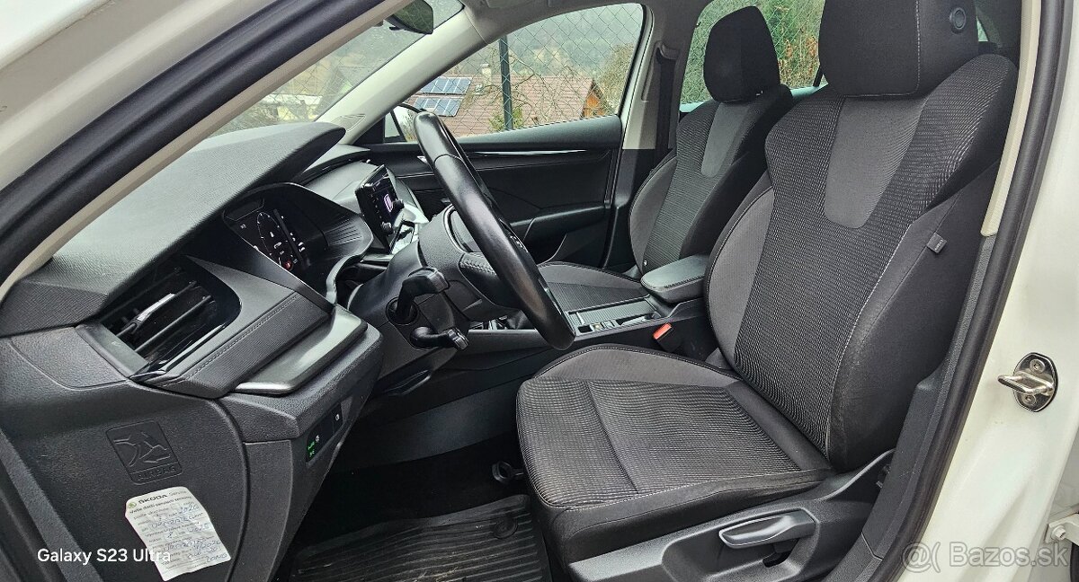 Škoda Octavia IV 2.0TDi Style Combi manuál - 9