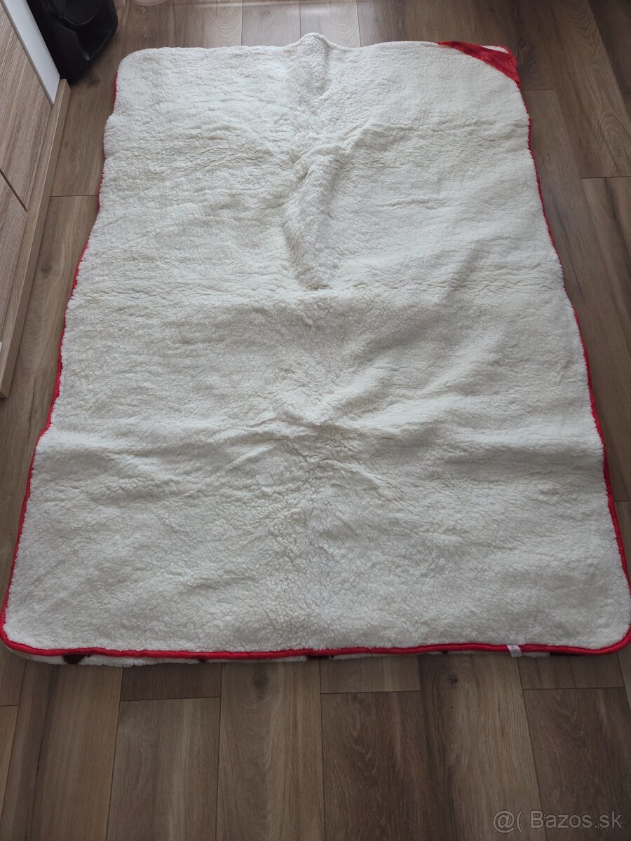Postelná súprava z ovčieho rúna - 9