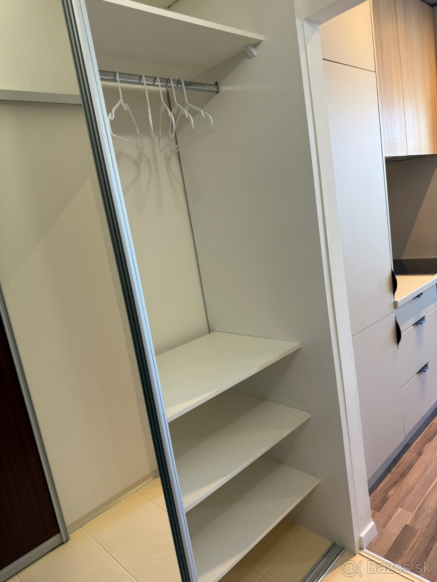 Prenajmem novo zariadenú garsónku v Petržalke - 9