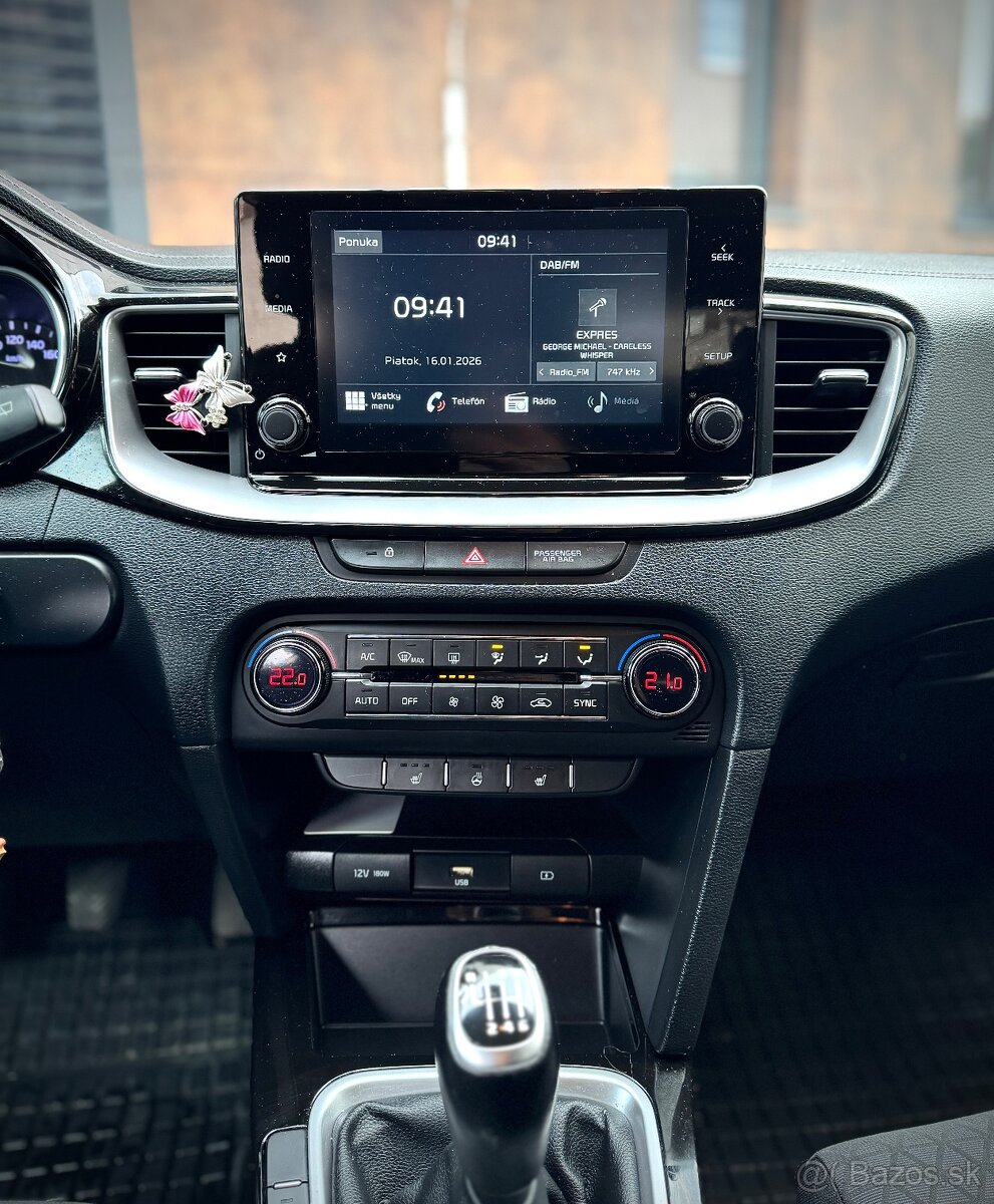 KIA CEED 1.4TGDi GOLD - 9