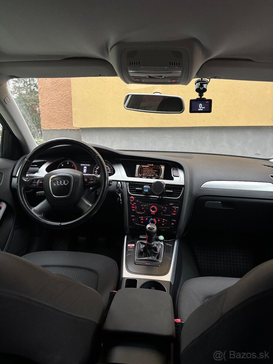 Audi A4 B8 2.0 TDI 105KW - 9