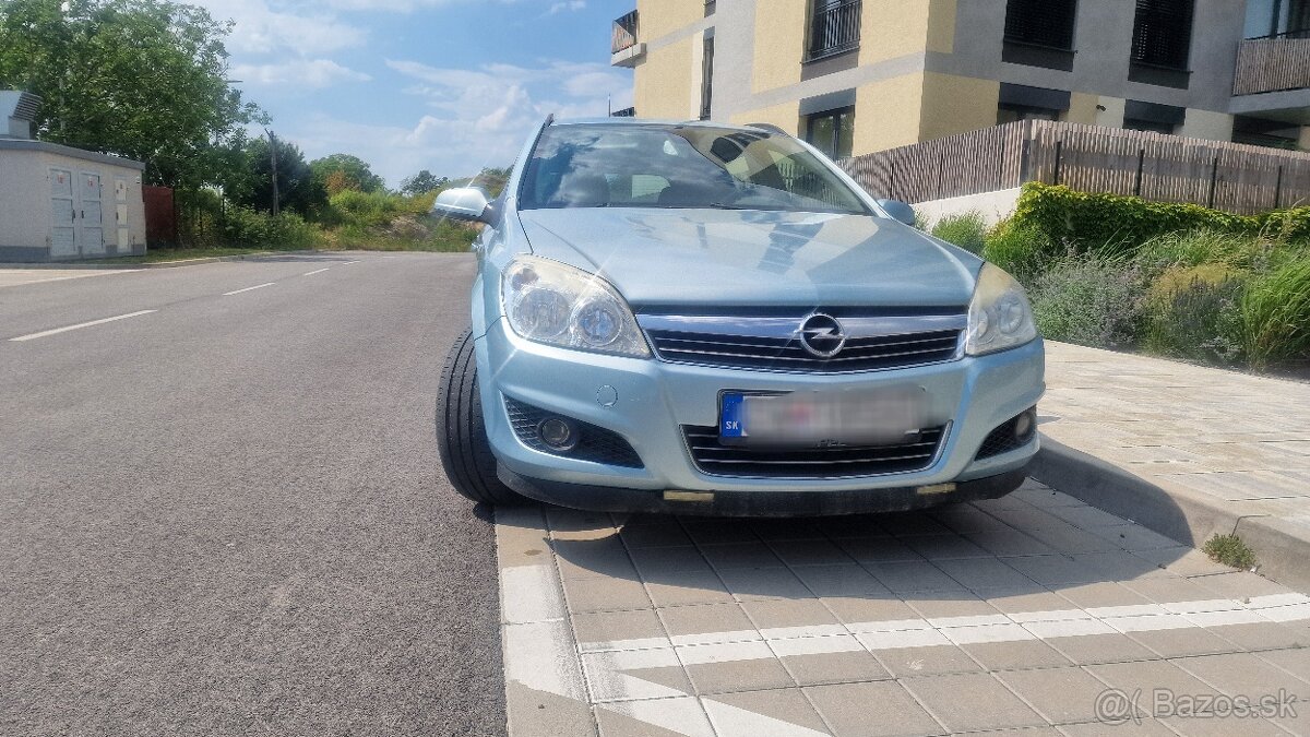 Opel Astra H Caravan 1.7cdti - 9