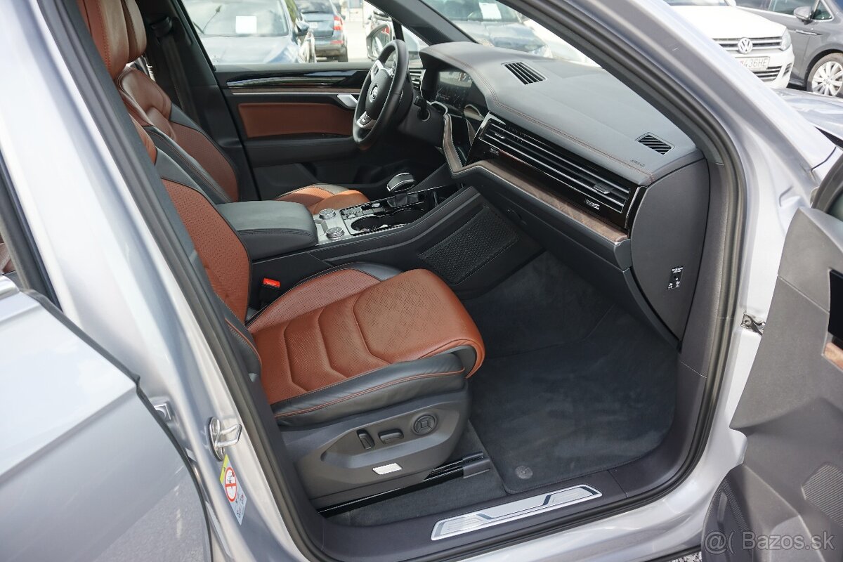 Volkswagen Touareg 3.0 V6 TDI SCR 286k 4Motion Tiptronic - 9