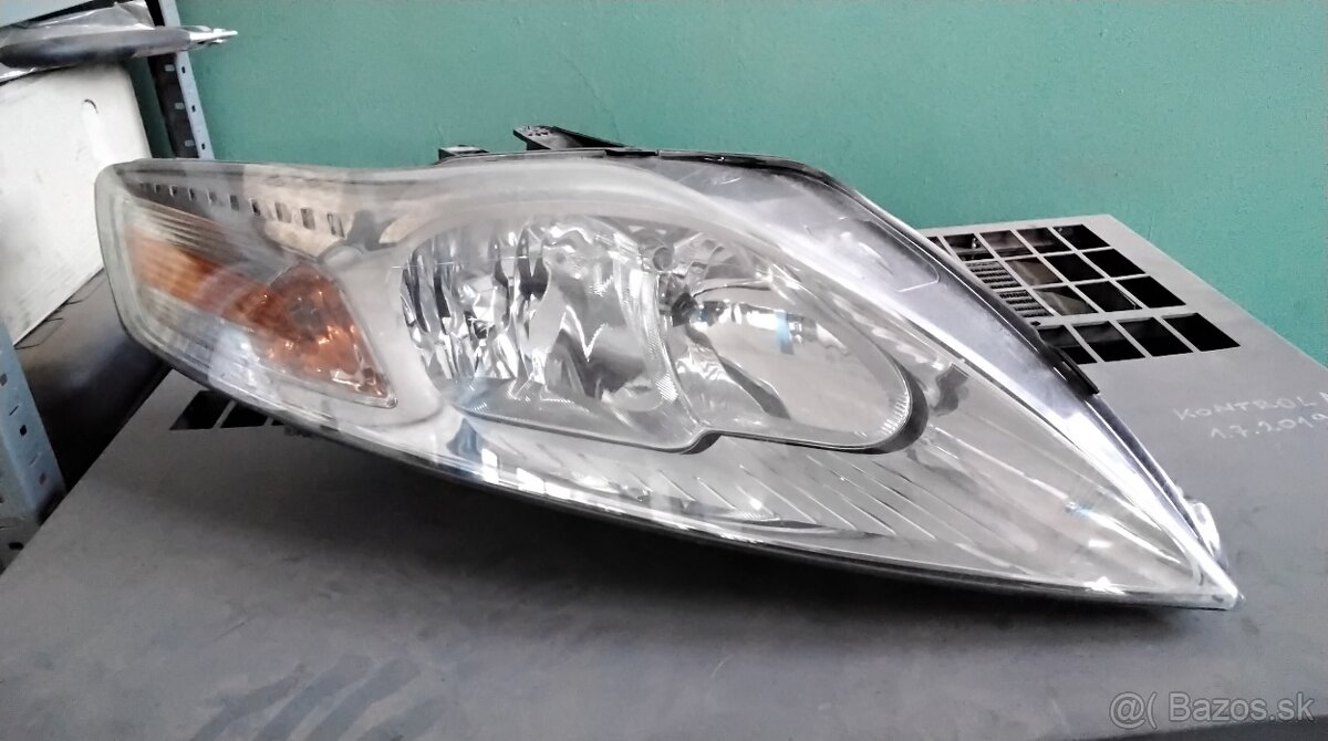 PIATE DVERE FORD MONDEO MK4 KOMBI predám - 9