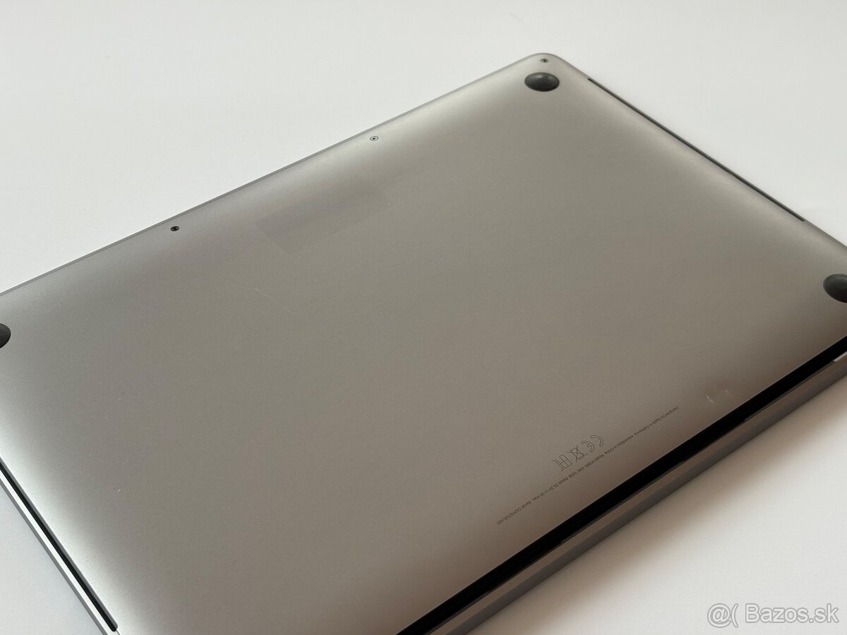 MacBook PRO 2019 13 8GB / 256GB Nová Baterka - 9