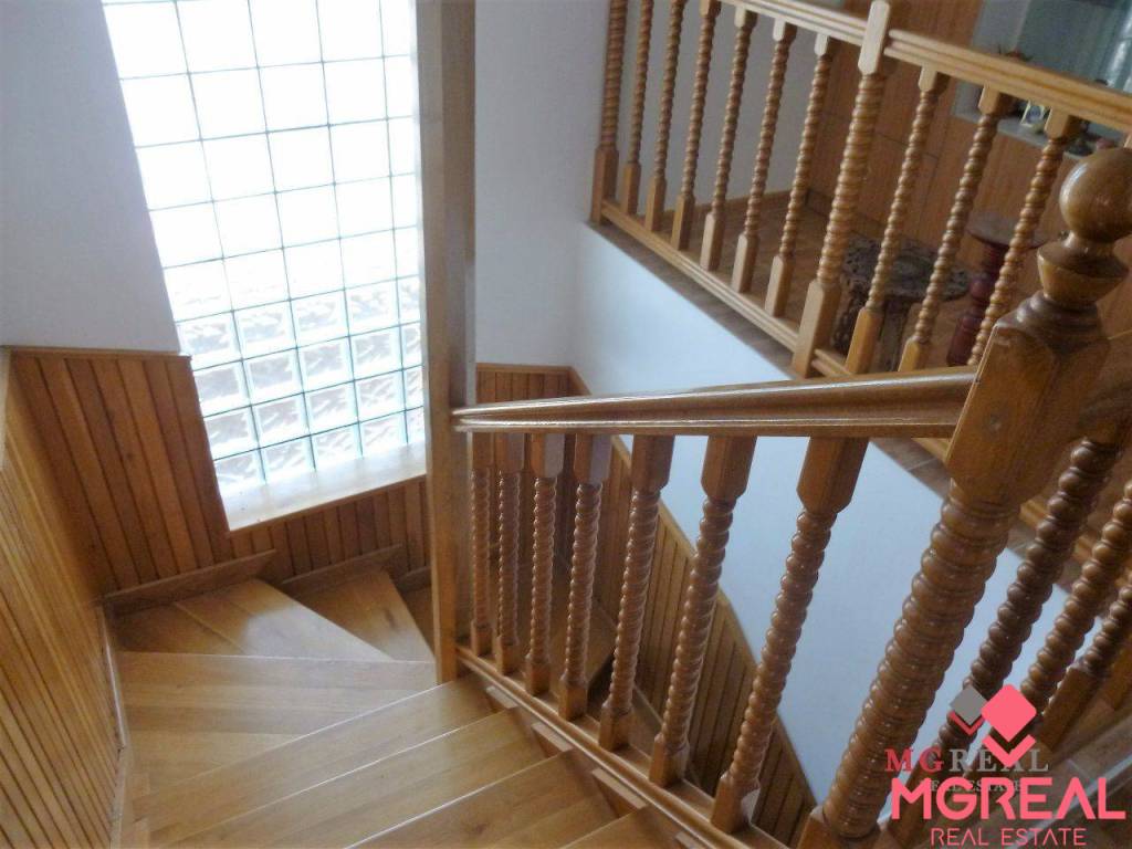 Podnikanie - bývanie - 2x dom Topoľčany - 9