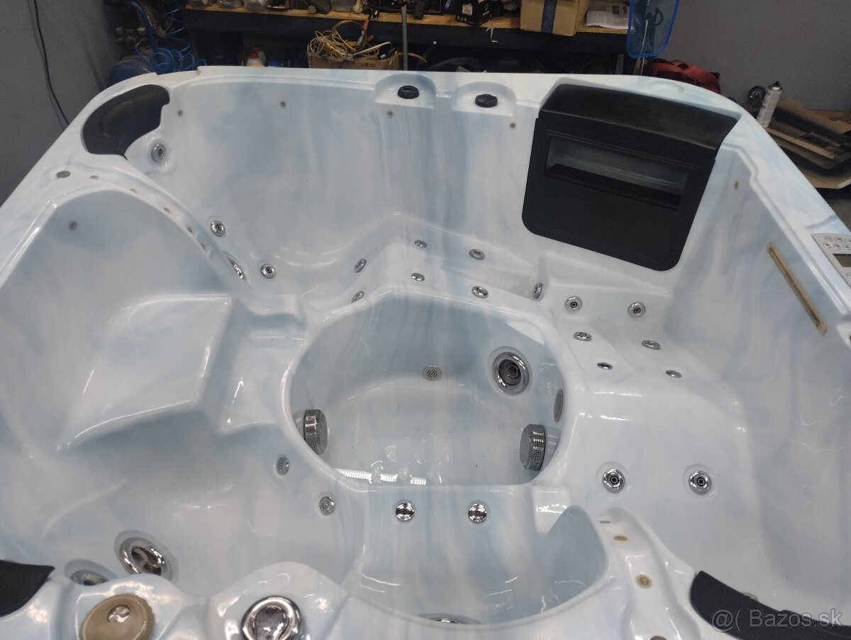 Vírivka , Jacuzzi - 9