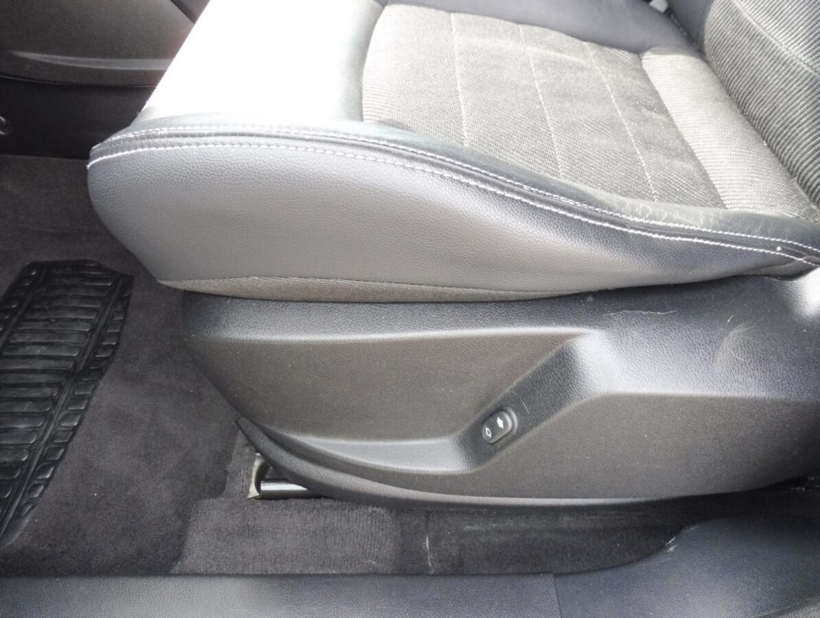 Ford S-MAX 2.0i 16v ELEGANCE FACE-LIFT 1A - 9