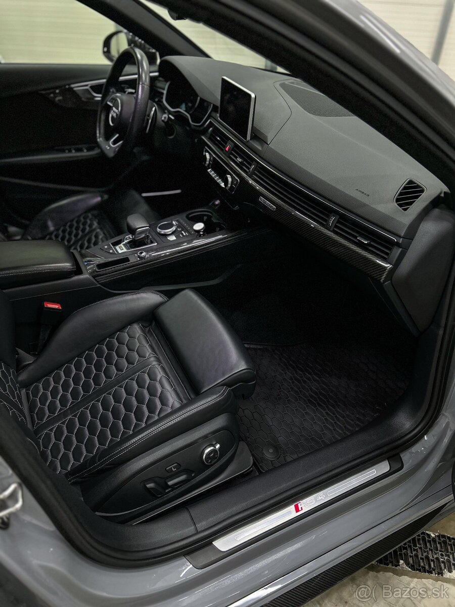 Audi RS4 Avant Combi 400 kw ( keramické brzdy ) - 9