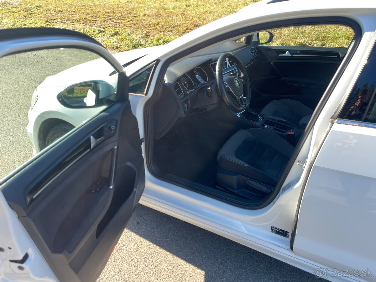 Volkswagen Golf 7 Variant R-Line 2.0Tdi 110kw DSG 2015 - 9