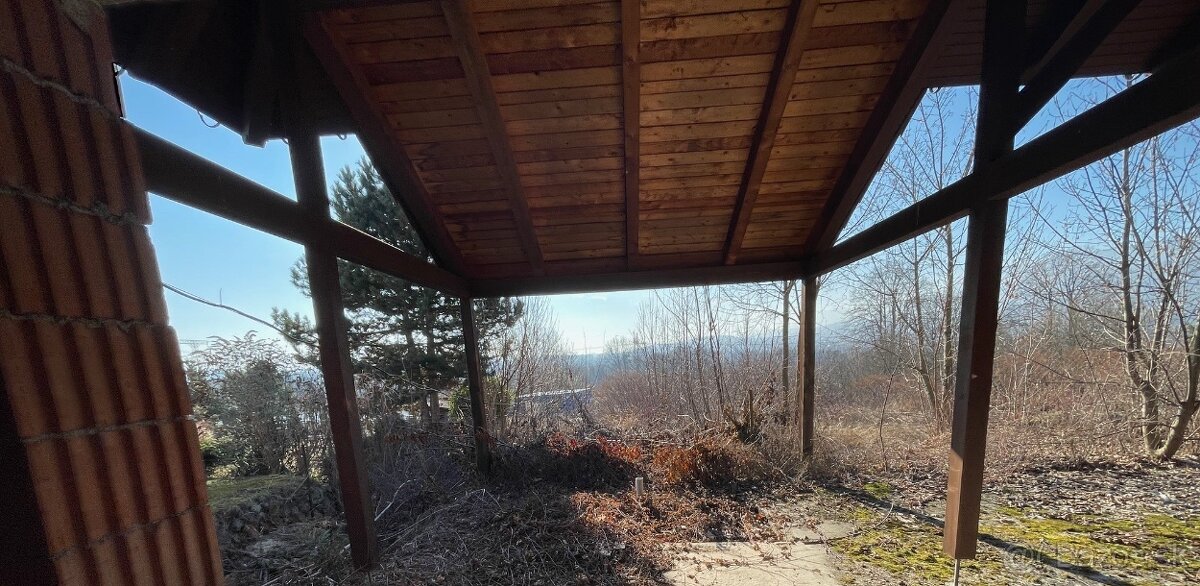 Na predaj hrubá stavba rodinného domu pri Martine. - 9