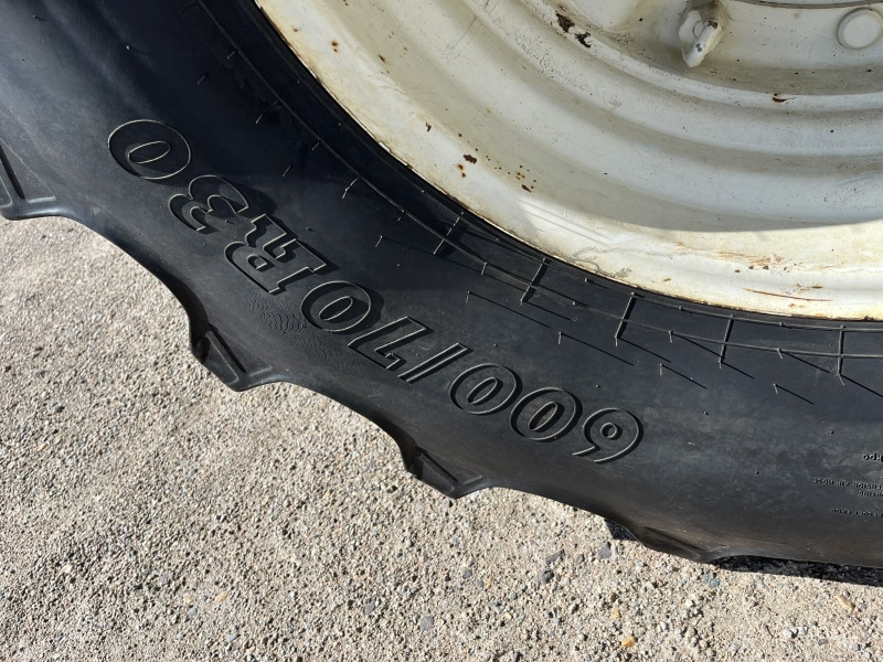 Traktor New Holland T8030 - 9