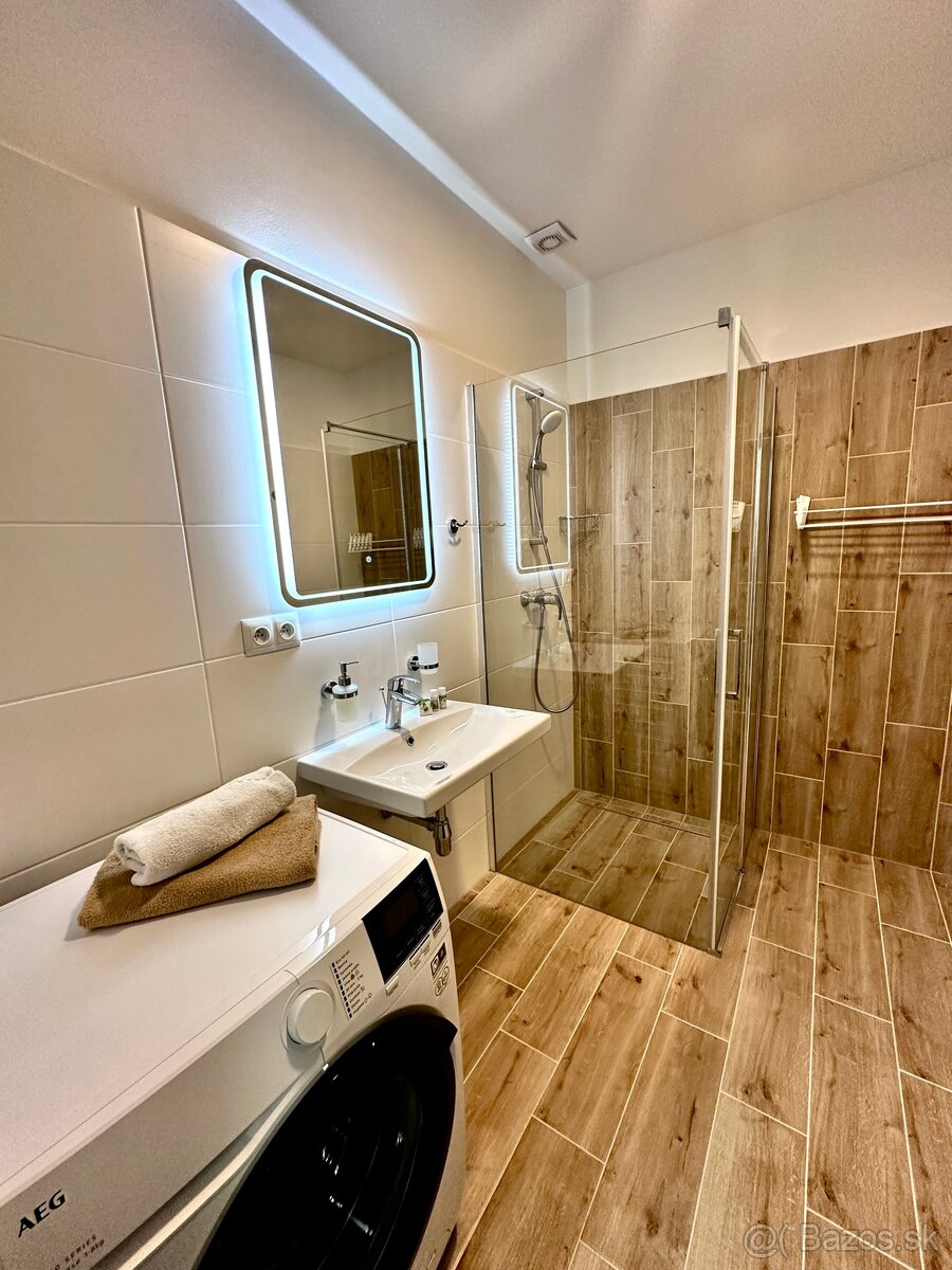 PRENÁJOM - 2-izbový byt v centre Lipt.Mikuláša - 9