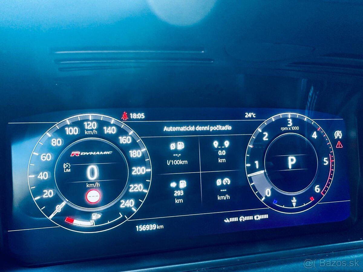 Land Rover Range Rover Velar 2.0D R-DYNAMIC Možná výmena - 9