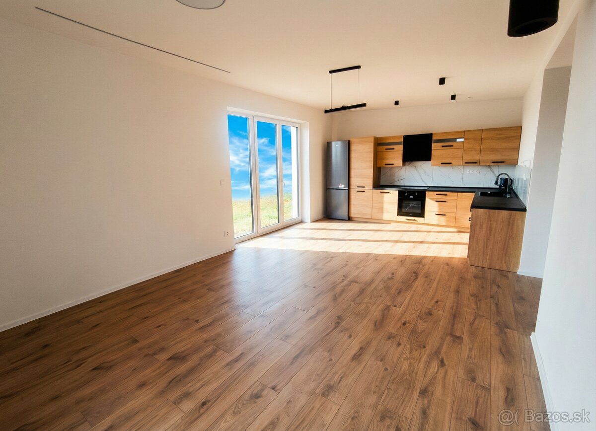 4-IZBOVÝ RODINNÝ DOM | 244 000 € - 9