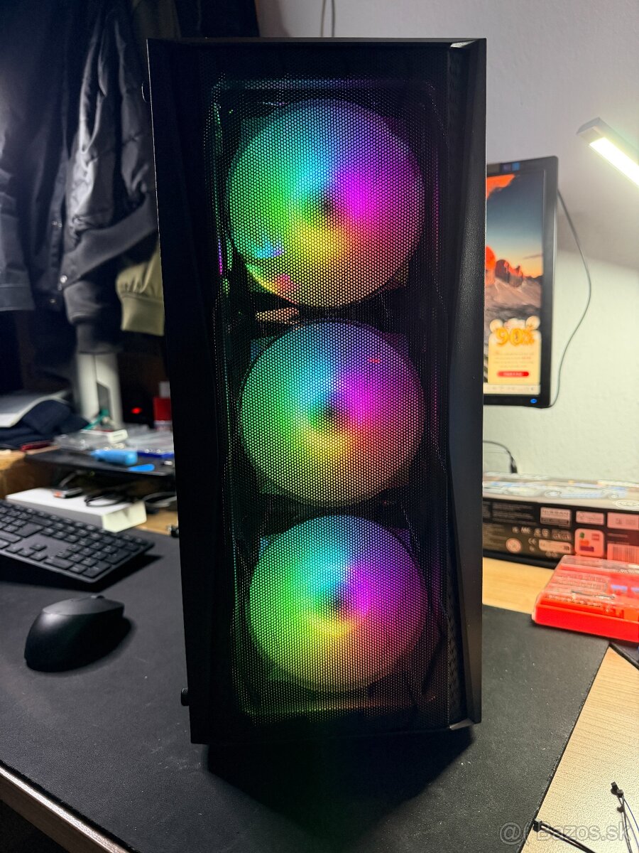 PC - INTEL i5, 8GB RAM, 500GB SSD, AMD R9 290 4GB - 9